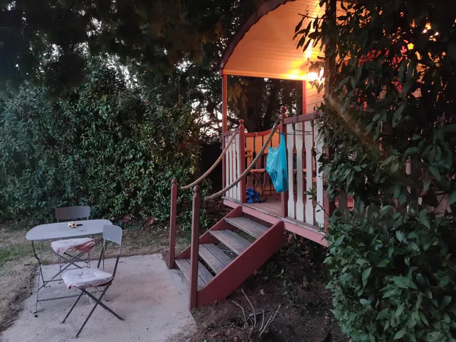 Gîtes et Roulotte du Soleil