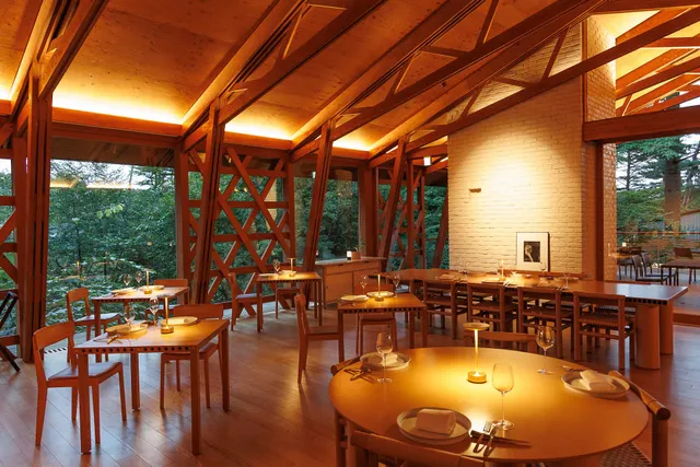 SHOLA at SHISHI-IWA-HOUSE KARUIZAWA