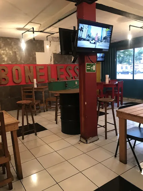 La Estación - Wing & Boneless
