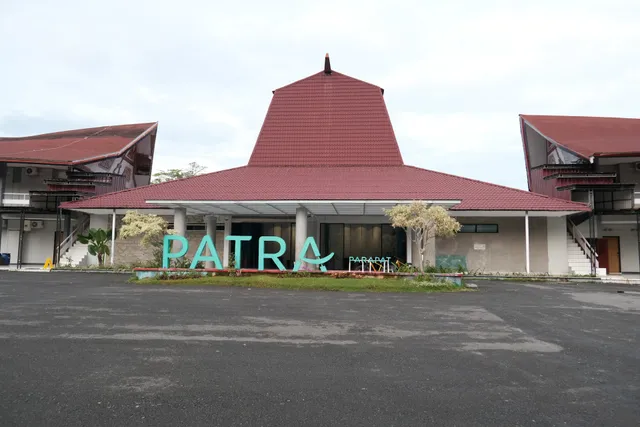 Patra Parapat Hotel