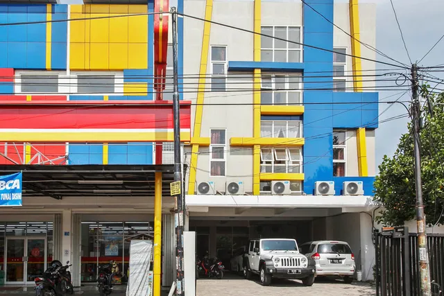 RedDoorz near Terminal Joyoboyo