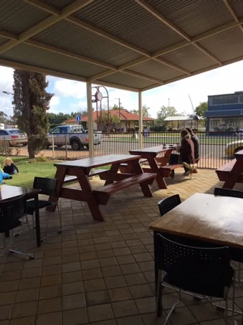 Rosies Cafe & Bakery