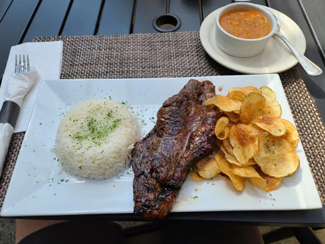 Caipirinhas Sports Bar & Grill