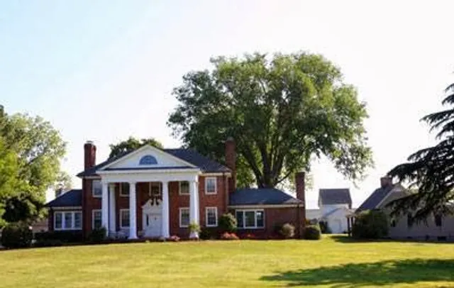 MeadowBrook Farm Bed and Breakfast