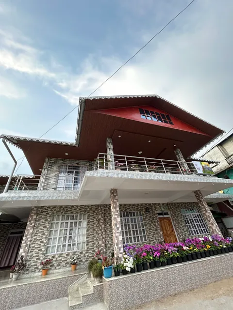 Lazim Homestay & Tea Spot