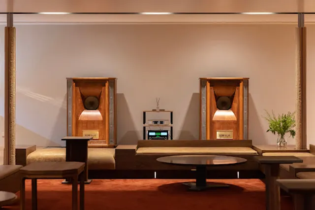 콤포타블 남산 Komfortabel coffee Namsan