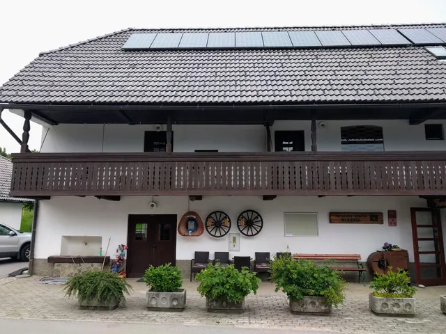 Turistična kmetija Plaznik, Franc Jamnik s.p.