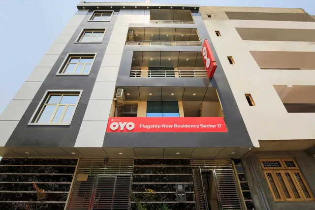 Flagship 30350 New Residency Sector 17 Rohini