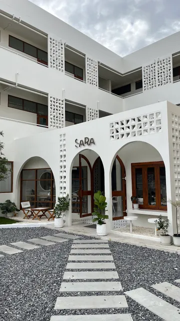 โรงแรมดีดีเฮาส์