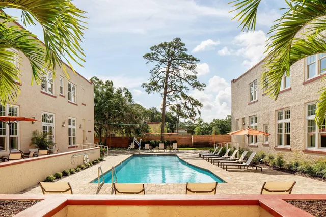 Fenway Hotel, Autograph Collection