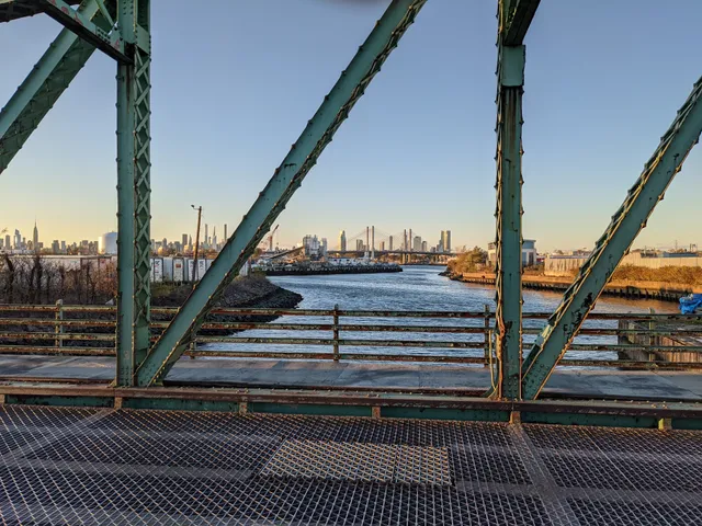 Grand St Bridge