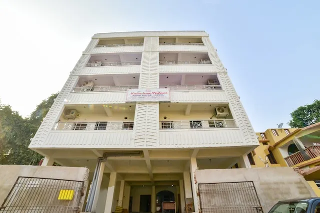 Capital O 64617 Mahadeva Palace