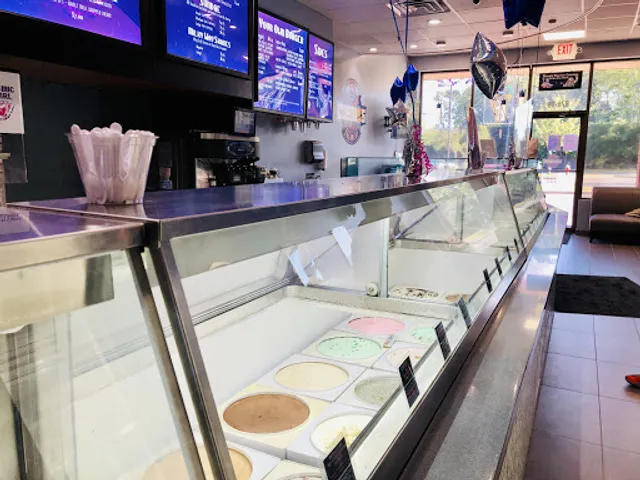 Cosmos Burgers Creamery