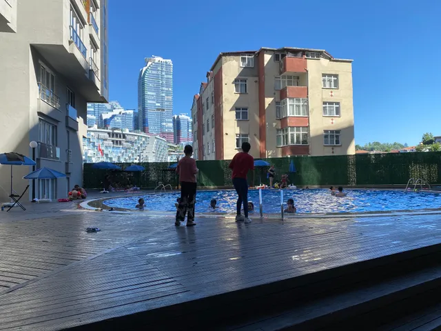 Green Pine Maslak Residence