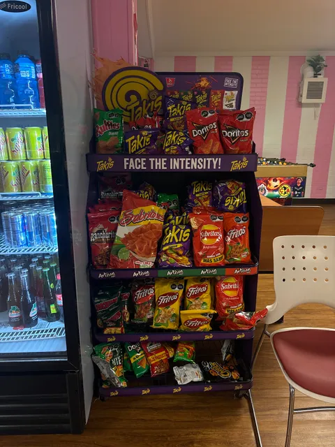 Paleteria y Neveria Chilangos