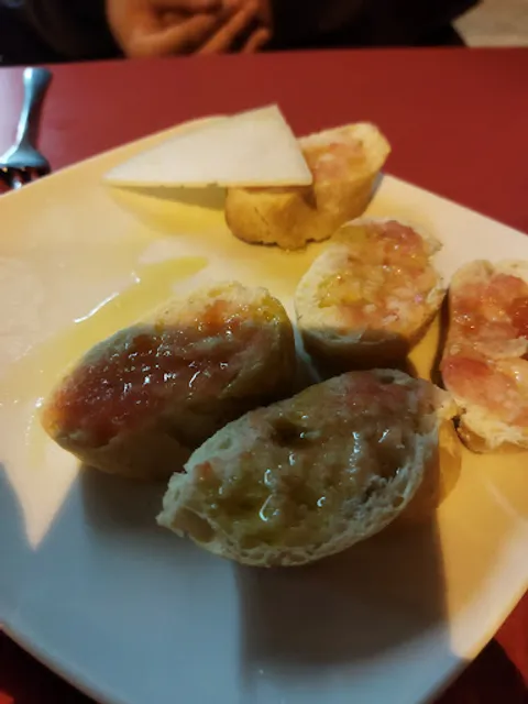 Bar Restaurant La Cantonada