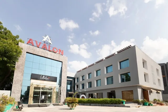 Avalon Hotel and Banquets by DHR Pvt Ltd