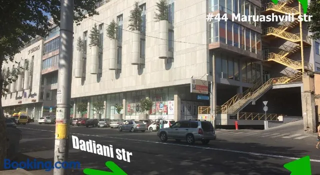 Hostel One Two Three