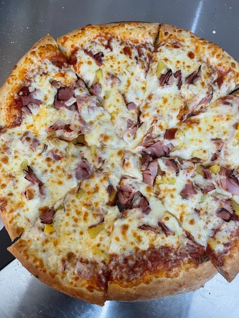 Savannah Pizza Company BW