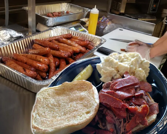Bird Dog BBQ - Catering