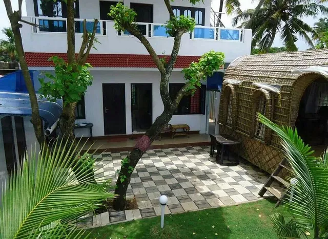 Shalom Beach Residency