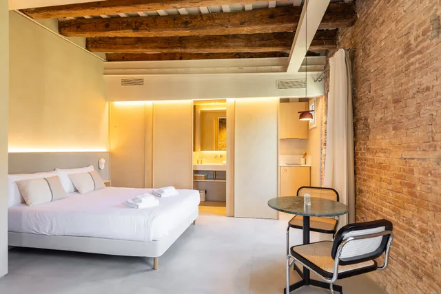 Deco Apartments Barcelona - Born Studios