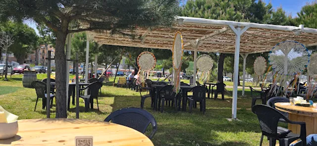 Summer Ciuffy cocktail & fruit