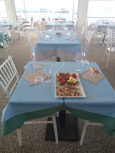 Ristorante da Antonio a Mare - Ristorante di PESCE - Pizzeria NAPOLETANA anche senza GLUTINE - Location per matrimoni Cecina