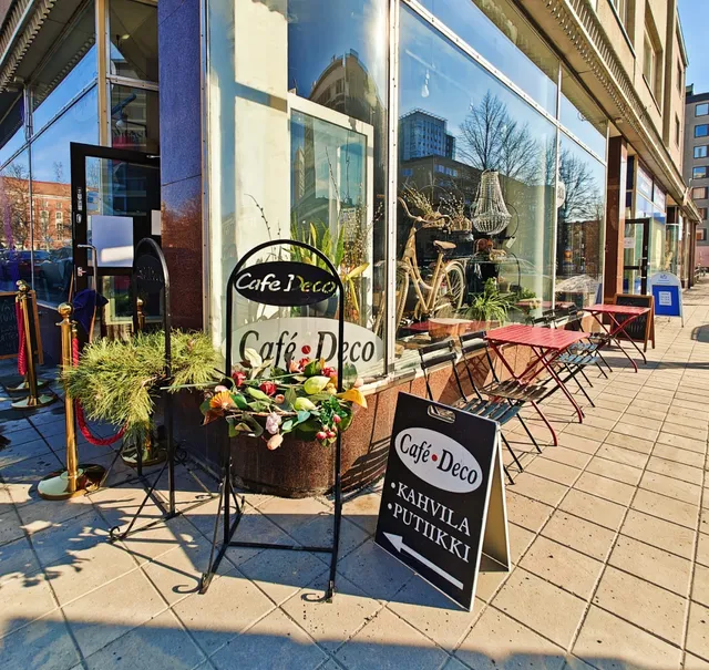 Cafe Deco