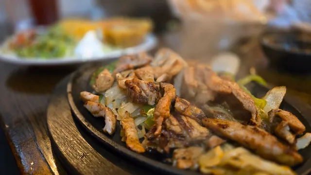 Entice Bar and Grille