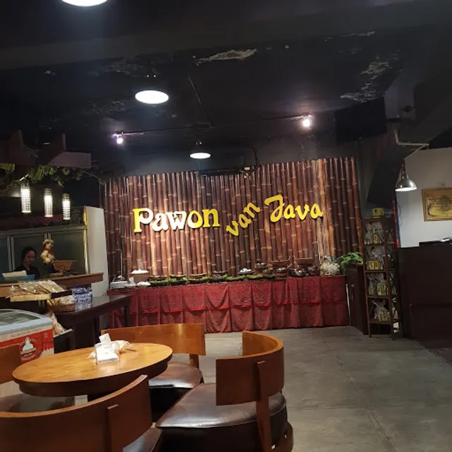 Kartika Pujasera Perak