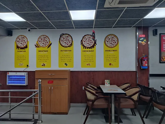 Pizza Wings Lucknow (Gomti Ngr.)