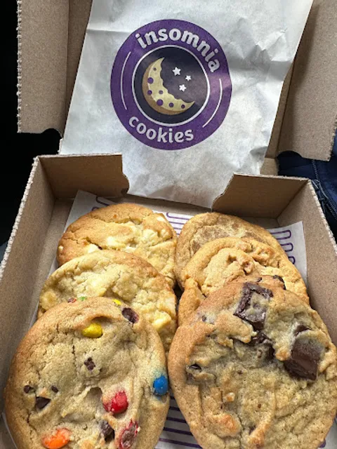 Insomnia Cookies