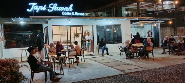 TAPI SAWAH CAFFE N RESTO
