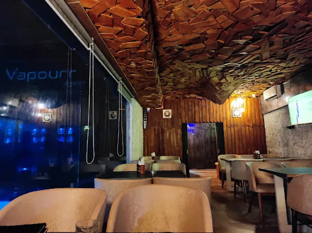 Vapourr Lounge and Bar