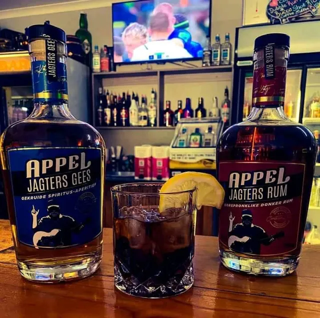 Wheely's Restaurant & Bar & Carwash