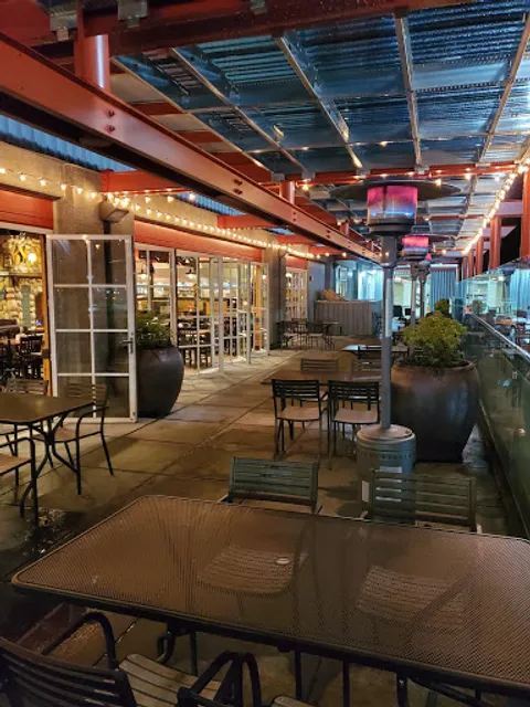 Sammamish Cafe & Spirits