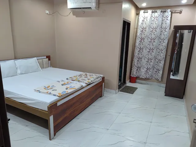Shri Gopal Guest House