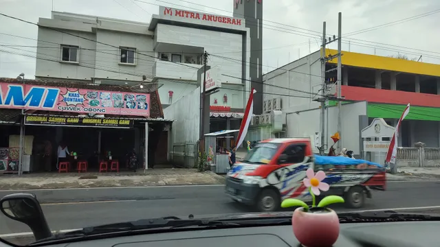 OYO 92869 Hotel Nusantara