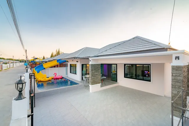 Tasha pool villa huahin