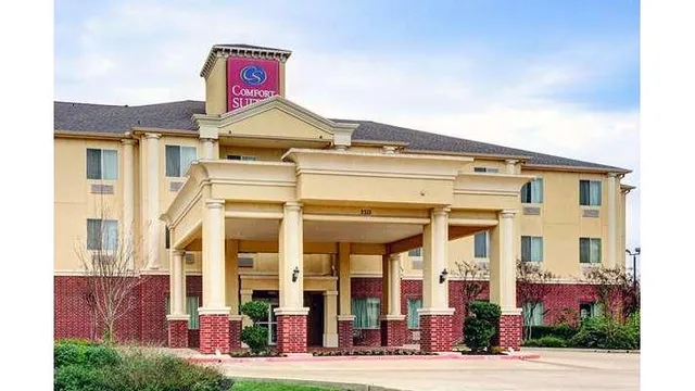 Comfort Suites Texas Ave.