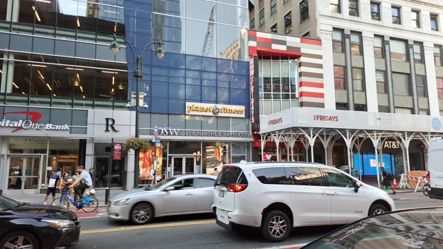 DSW Designer Shoe Warehouse