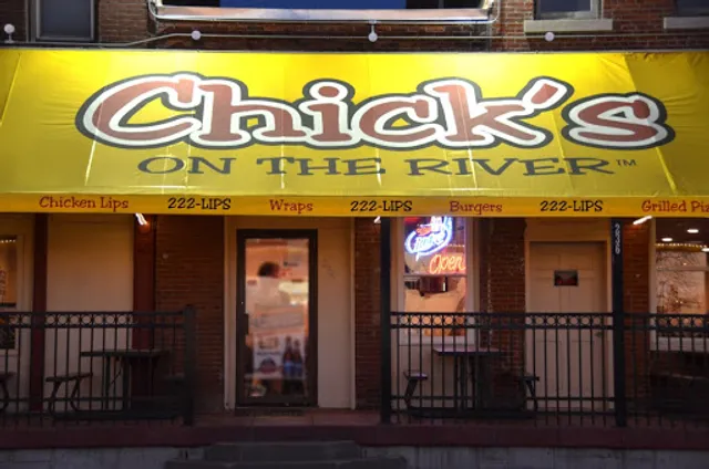 Chick's On The River