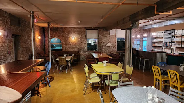 KANTINE Biergarten Wine Bar Eatery