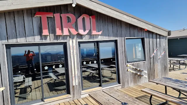 Tirol Café