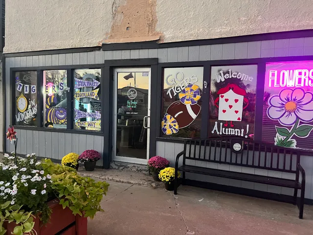 Dirt Road Designs Flower and Gifts