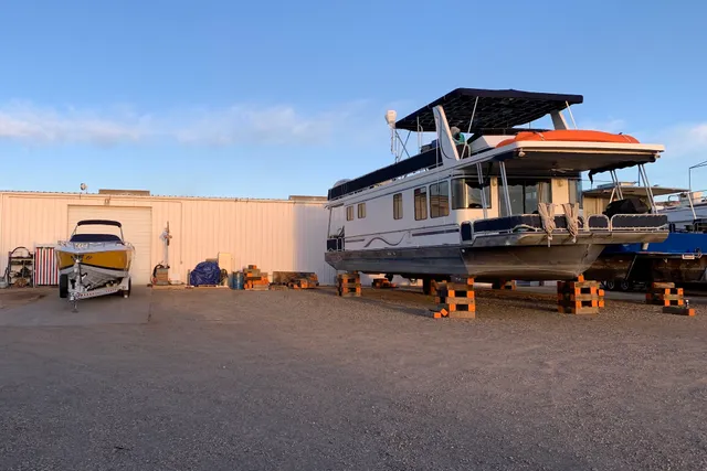 Anchors Away Boat & RV Storage