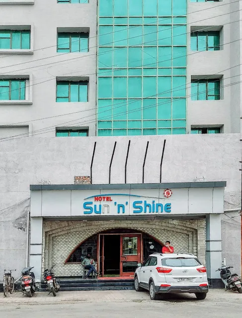 HOTEL SUN 'N' SHINE