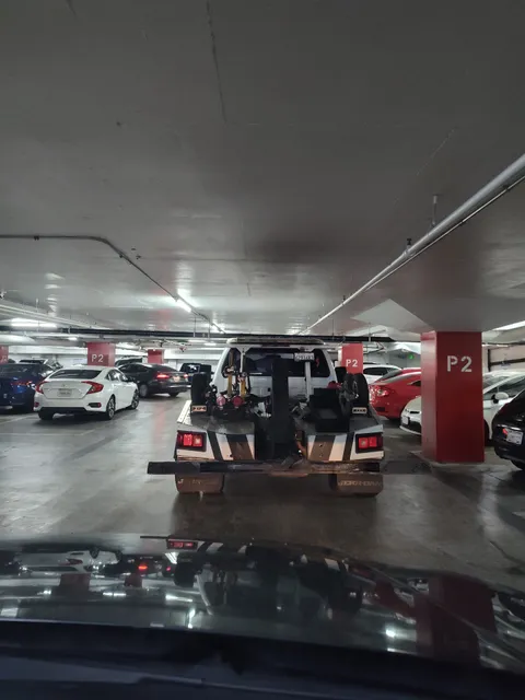 Emmett's tow truck and roadside service