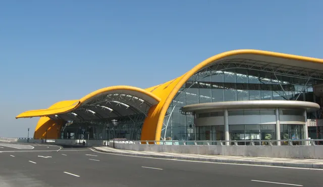 Lien Khuong International Airport